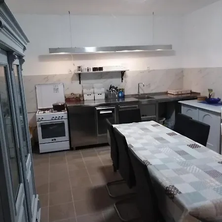 شقة App Parcela تْسيلْيي